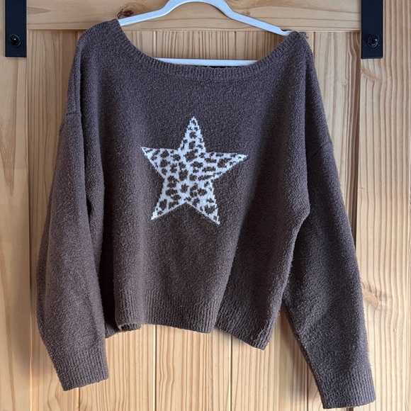 No Comment Sweaters - Cozy Brown Sweater with Leopard Star Accent Super Soft